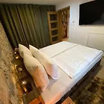 Apartament No 59 Se Zahradou *